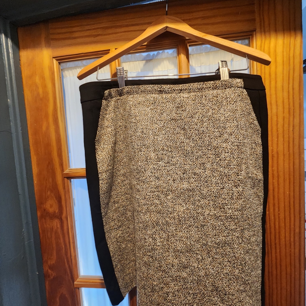 White House Black Market Black and Gray Tweed Blazer - Picture 4 of 5
